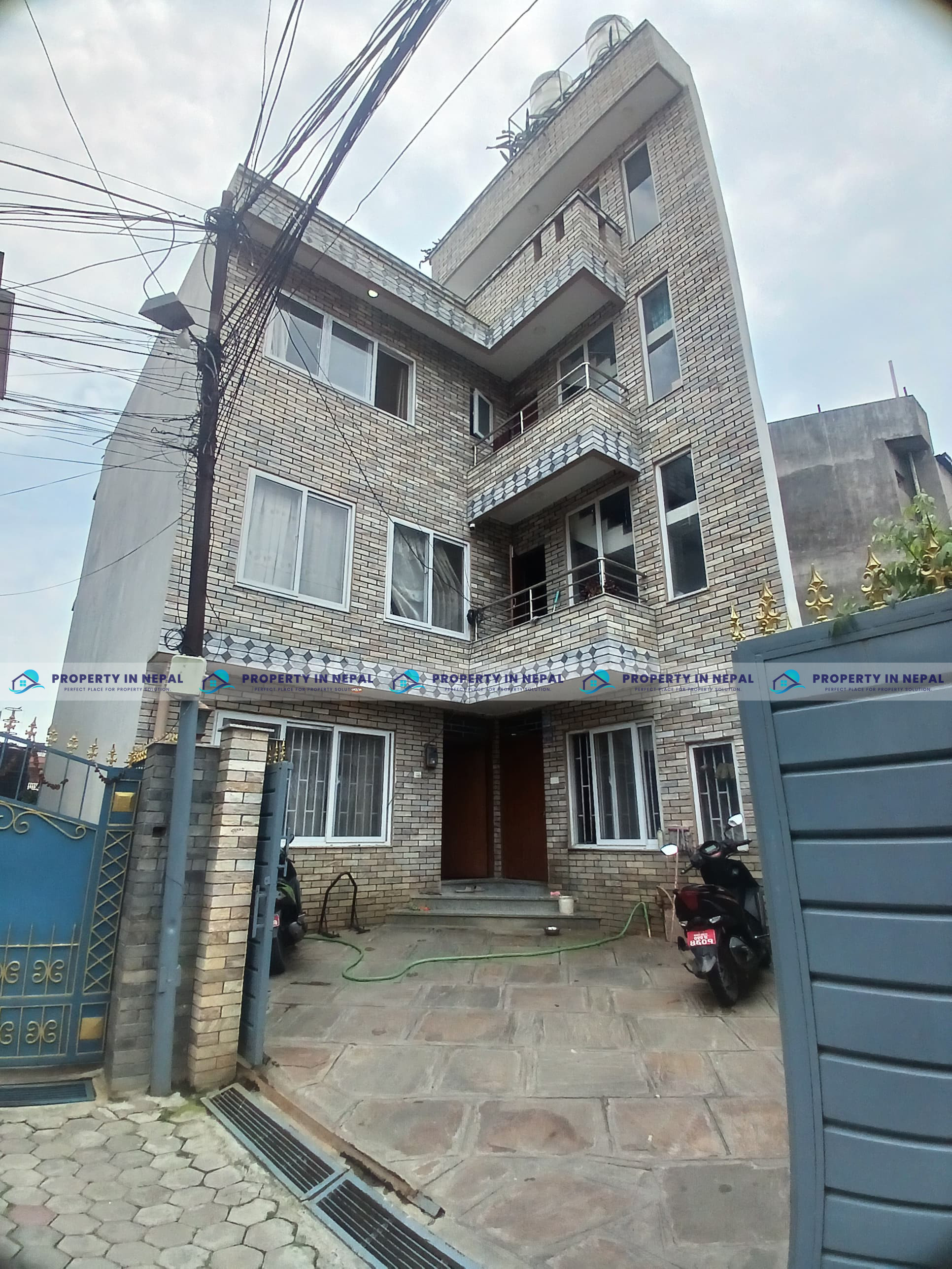 House for sale at Nakhipot