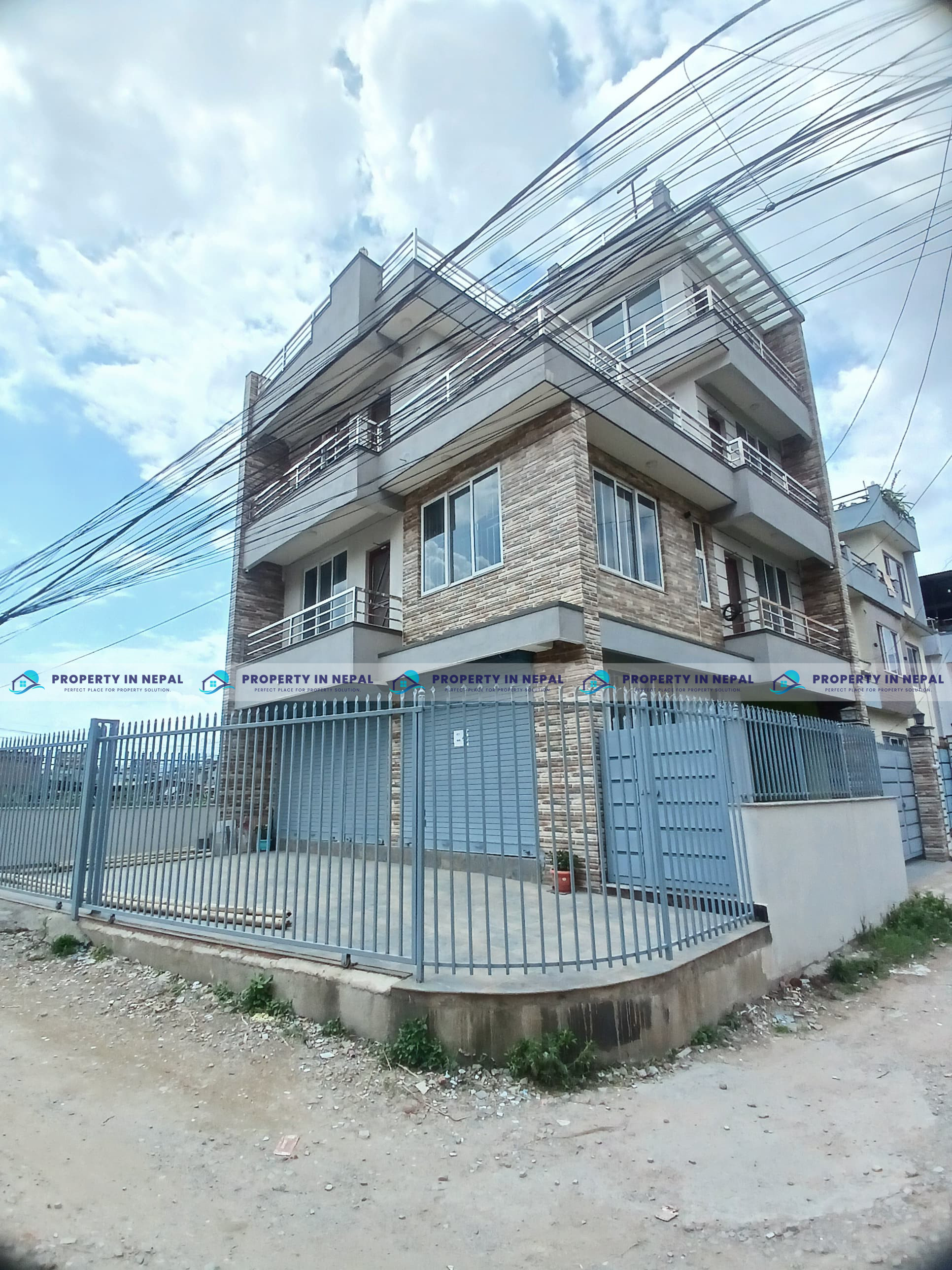 House for sale at Ochu-Height