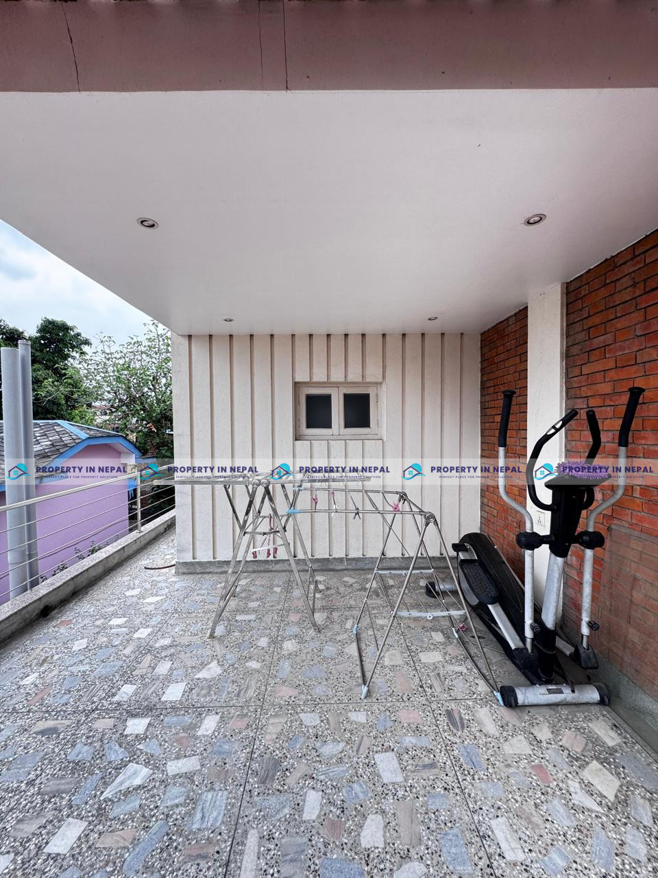 Bungalow For Rent image 13