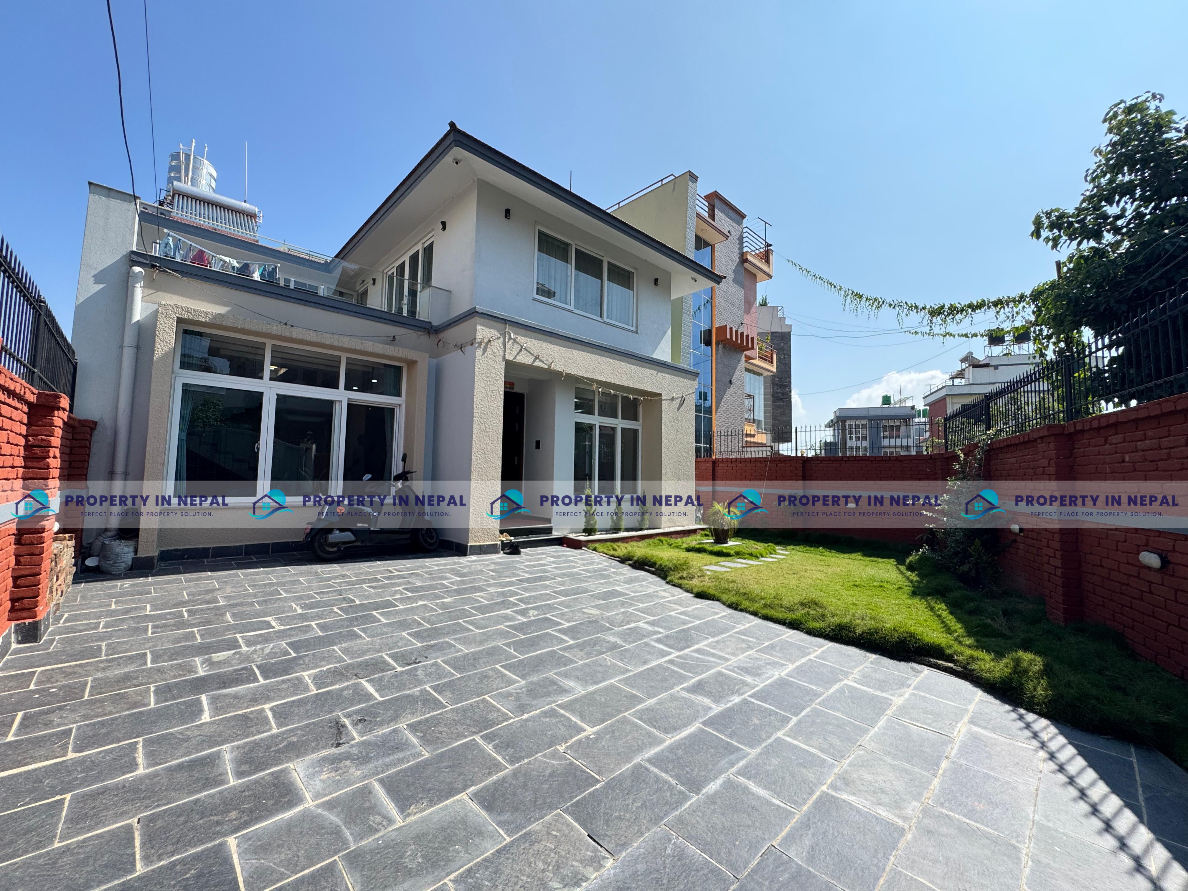 House For Sale At Nakhipot