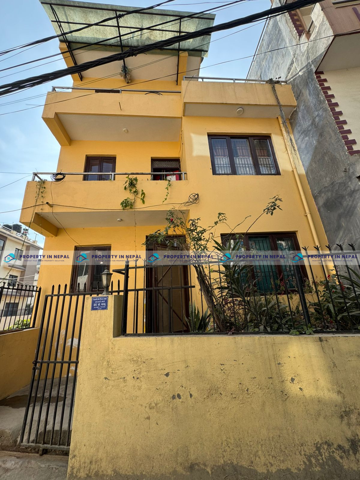 House For Sale At Ochu Height