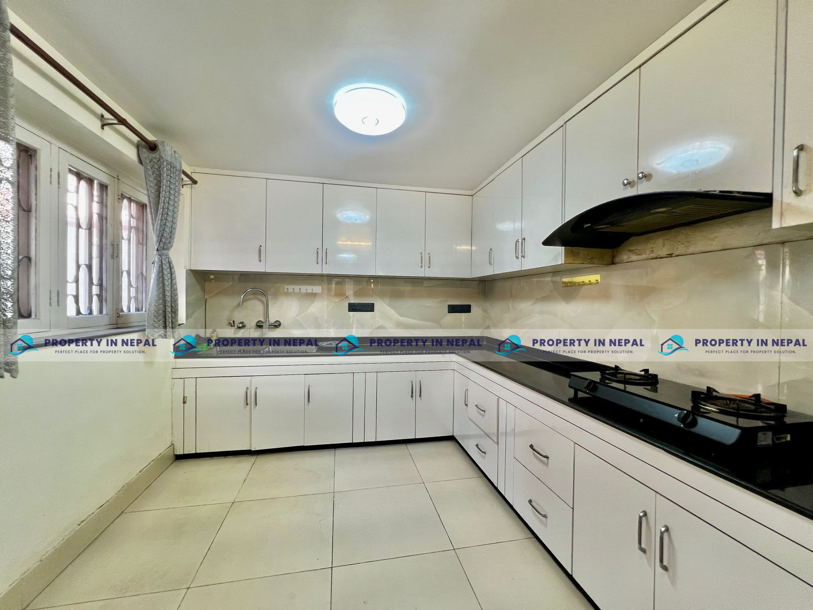 Bungalow For Rent image 3