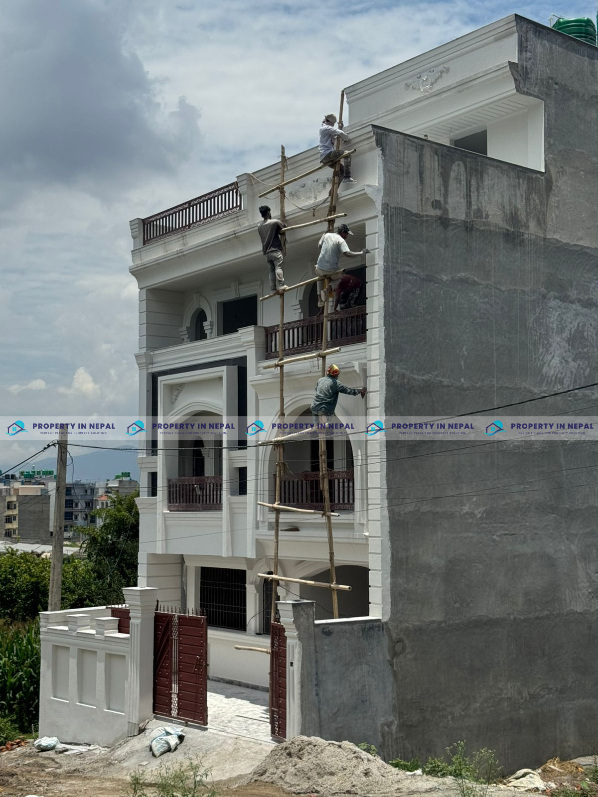 House For Sale In  image 2