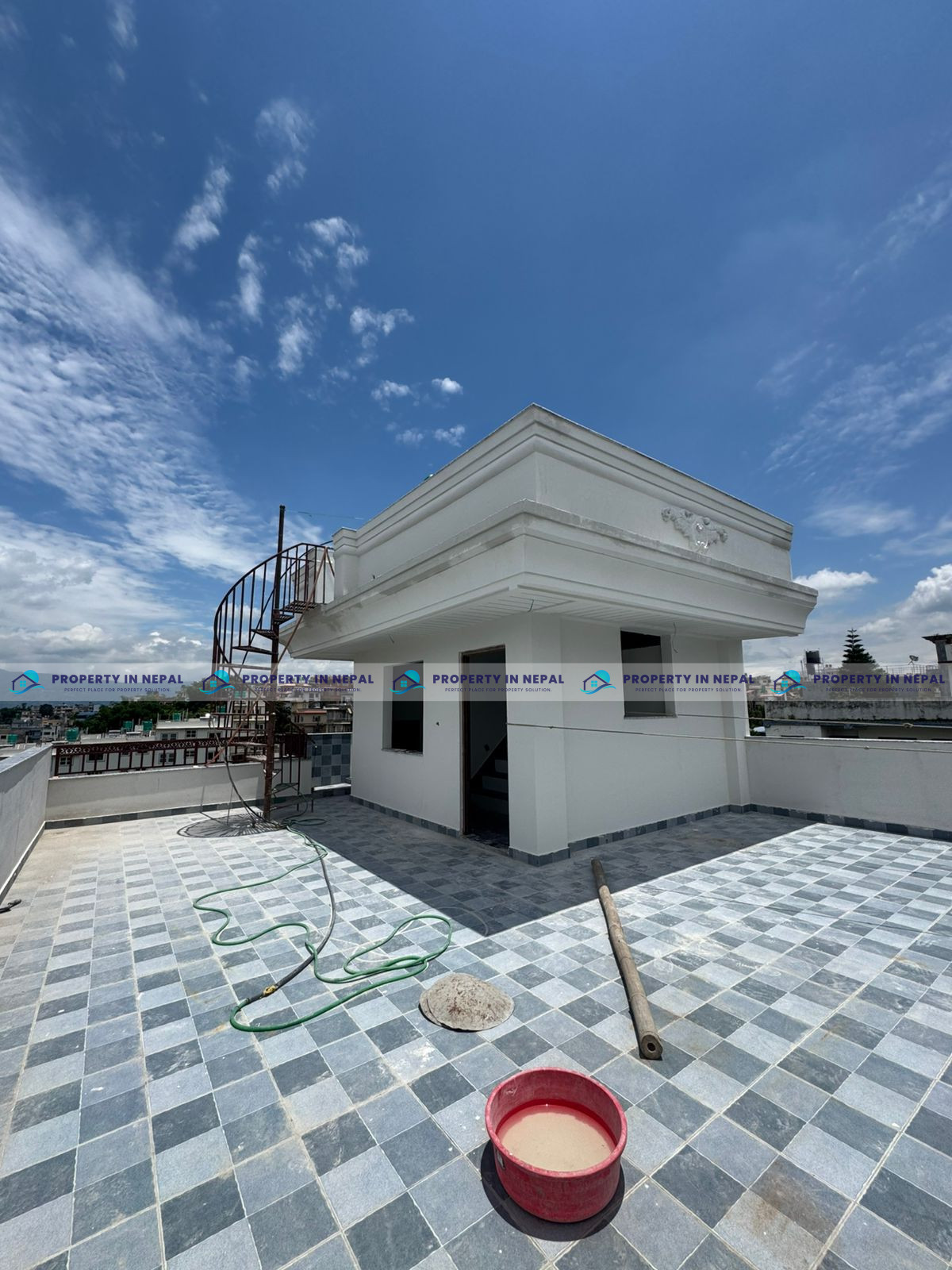 House For Sale In  image 4