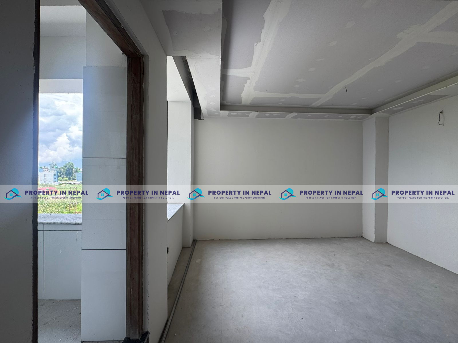 House For Sale In  image 6