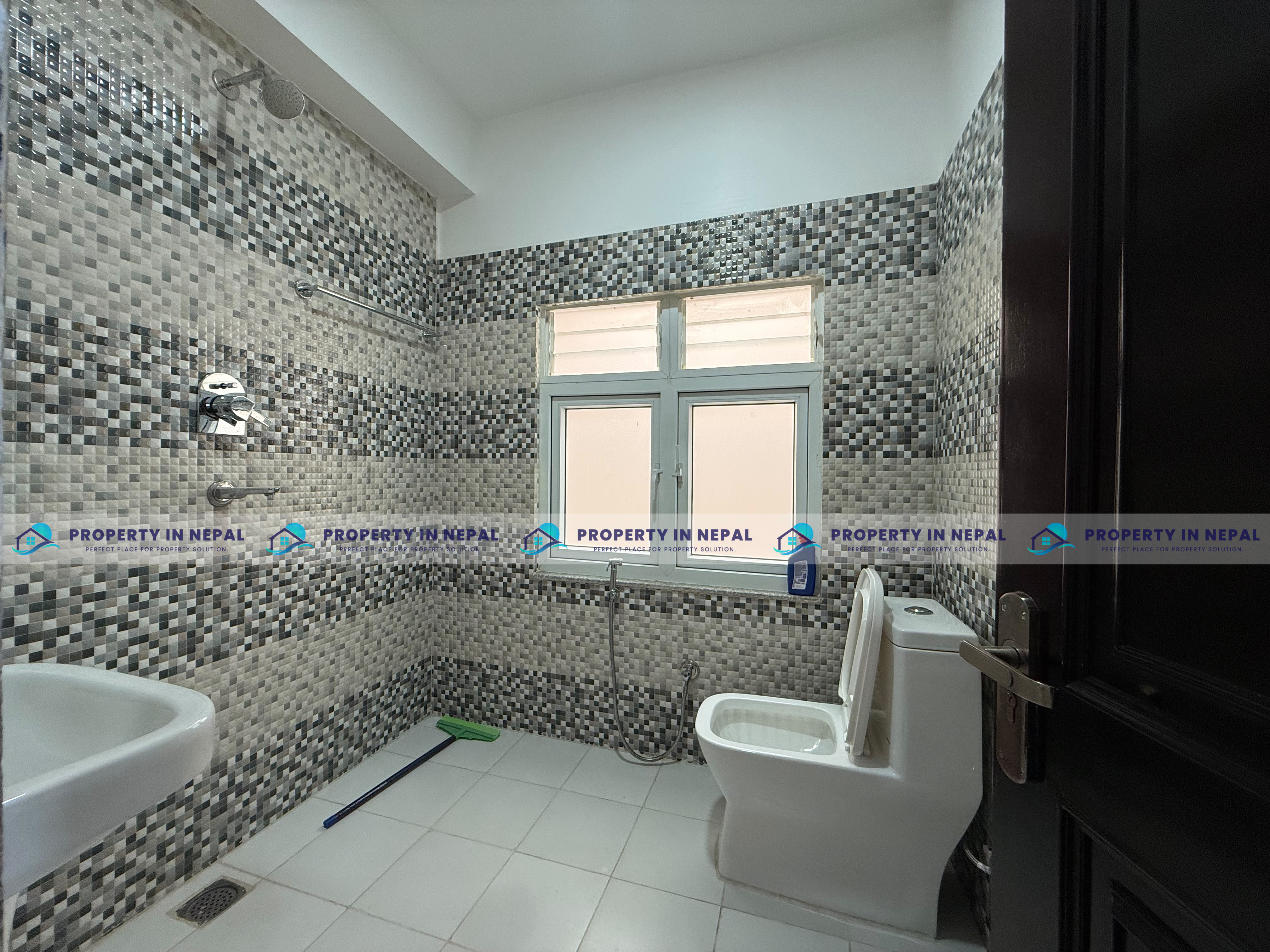 House For Sale In Shital Height image 12